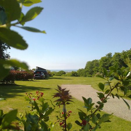 Camping Le Balcon De La Baie Saint-Marcan Exterior foto