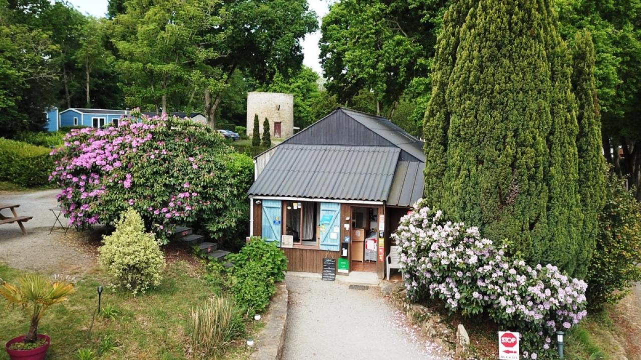 Camping Le Balcon De La Baie Saint-Marcan Exterior foto