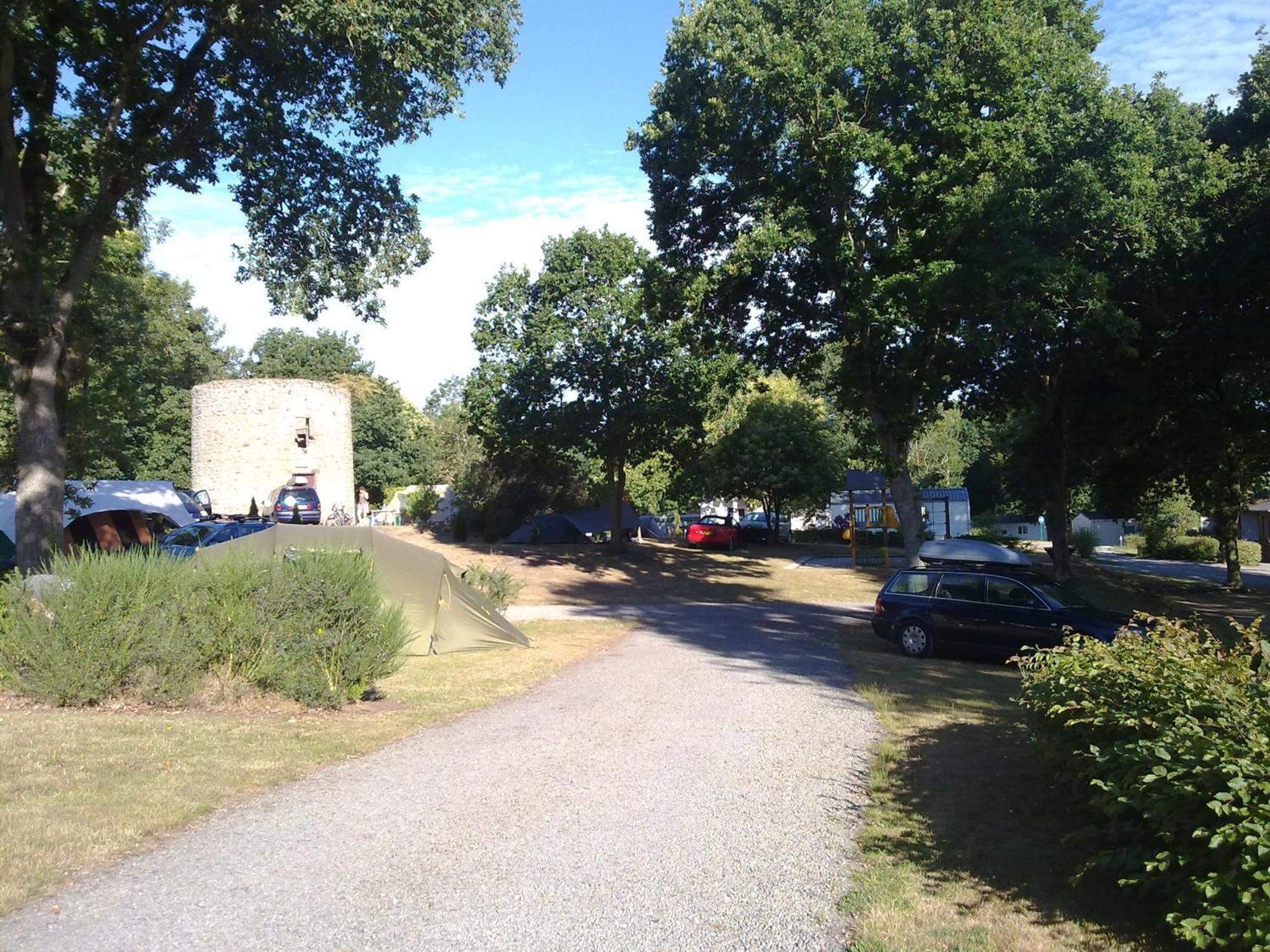 Camping Le Balcon De La Baie Saint-Marcan Exterior foto